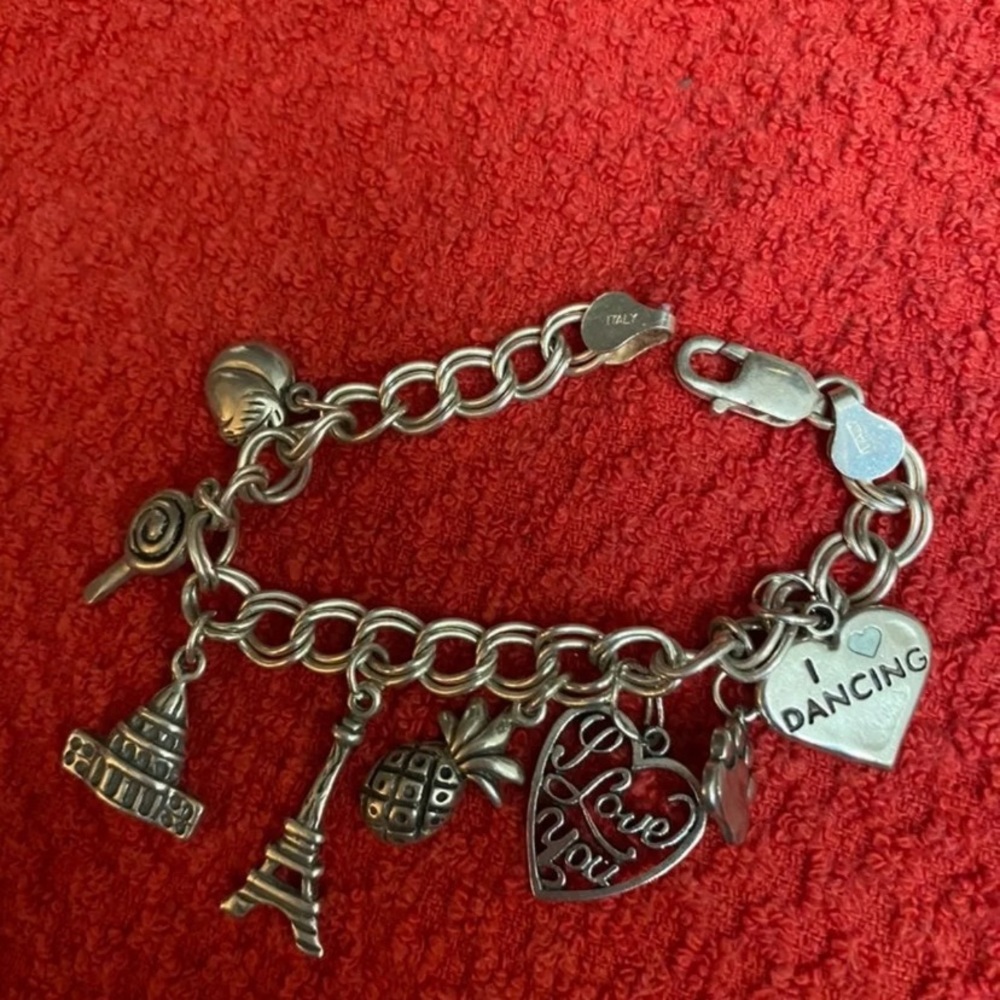 Vintage Sterling Silver Charm Bracelet 8 charms